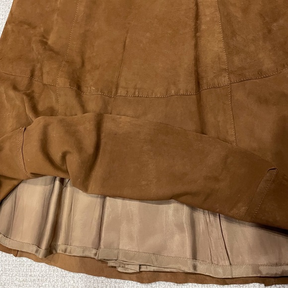 Suede skirt - Picture 11 of 13